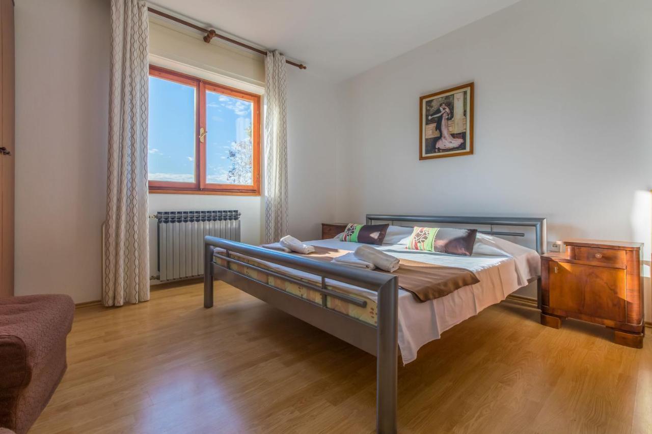 Apartment Roni Цриквеница Экстерьер фото