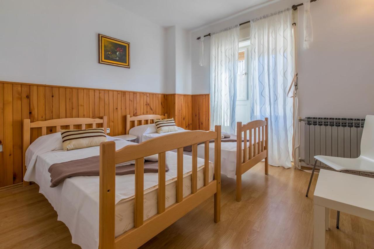 Apartment Roni Цриквеница Экстерьер фото